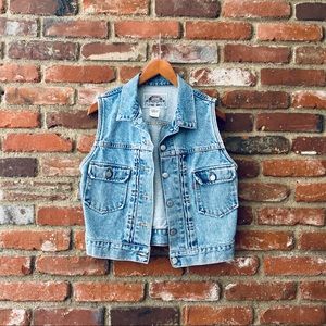 90s Levi’s Jean Vest